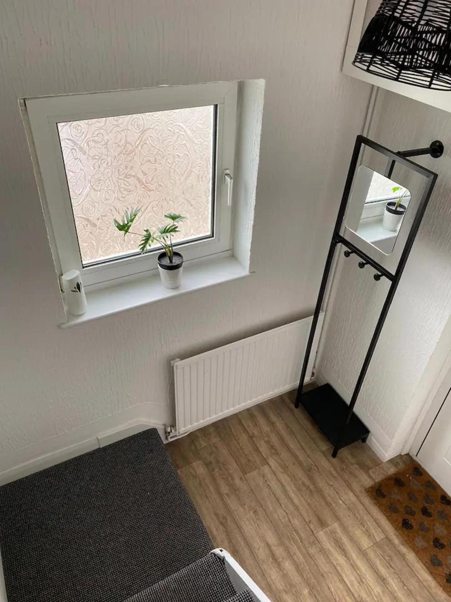 2 Bed-Sleeps 4-Sea View-Pet Friendly-Parking Apartment Llanelli Exterior foto